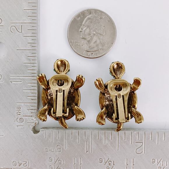 Heidi Daus Simply Irresistible Greem Turtle Clip On Earrings Figural Swarovski - Picture 11 of 11